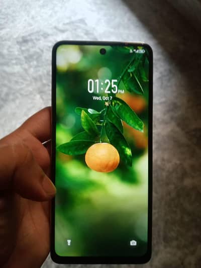 Infinix Hot 40 Pro (10/10 Condition with Box & Original Charger)