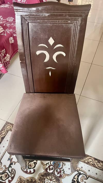 set of 6 wooden stylish chairs