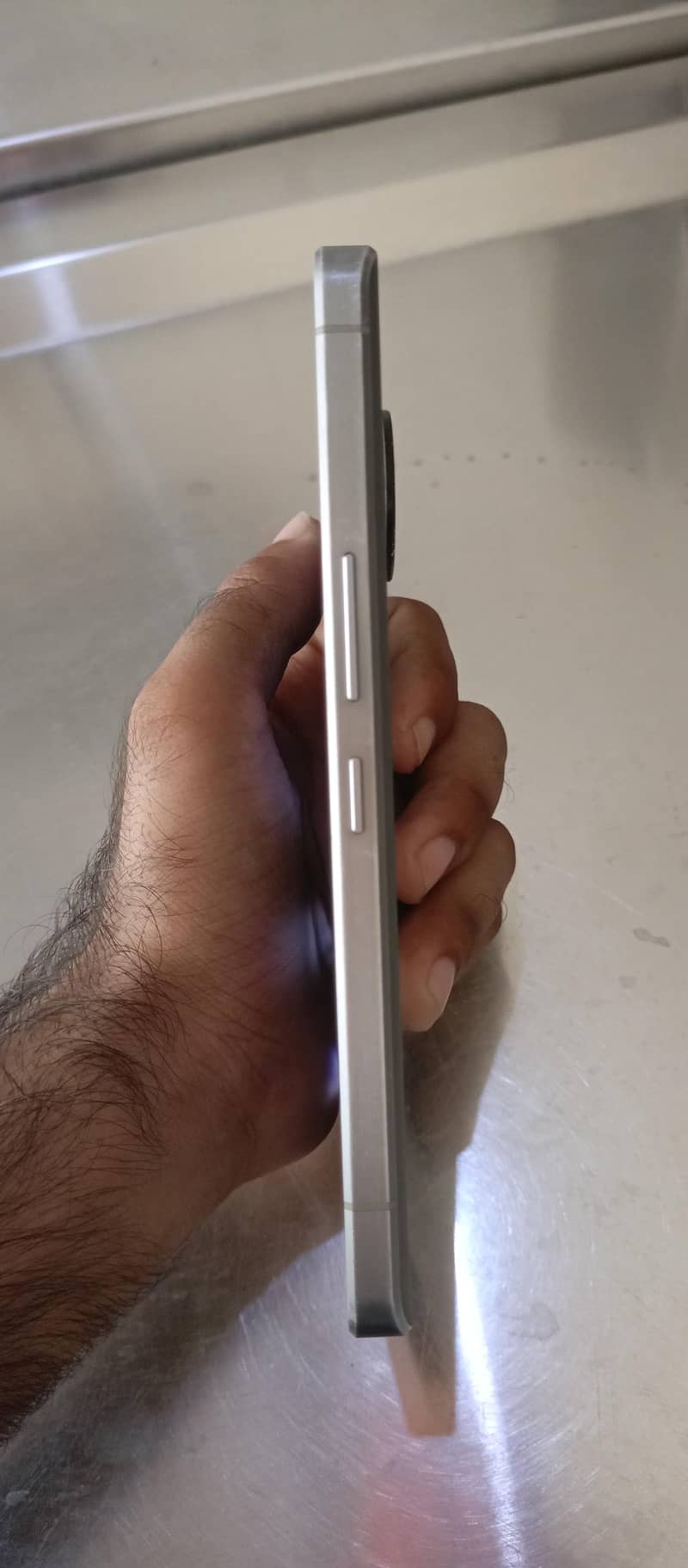 Sharp Aquos r7 3