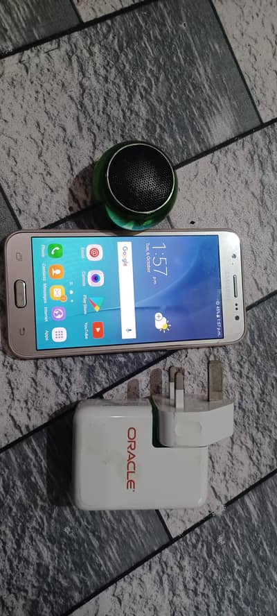 Samsung Mobile J5