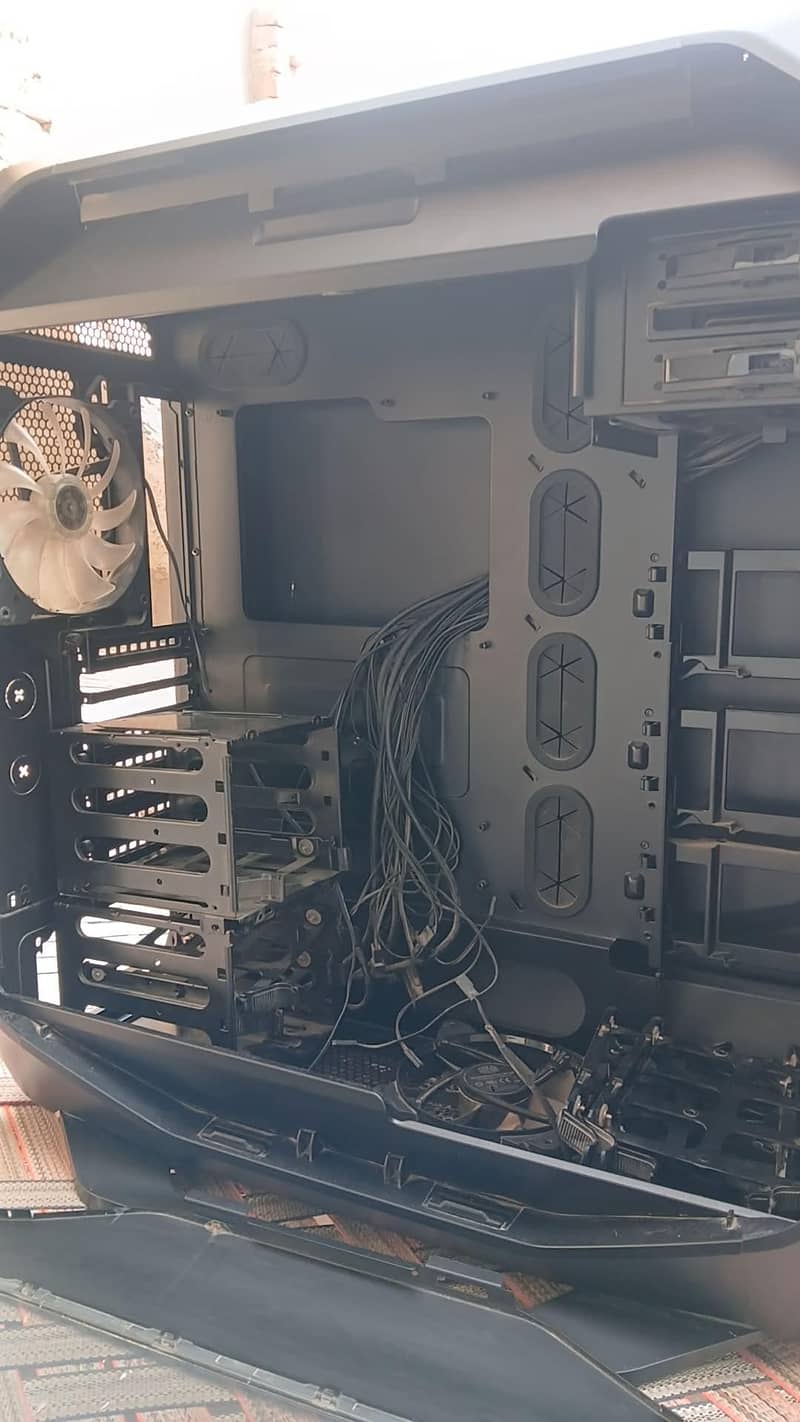 Computer Casing 4