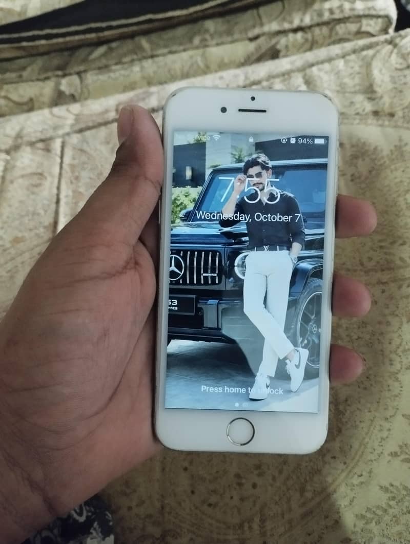 Apple iPhone 6S 1