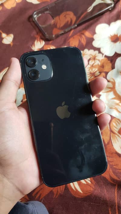 Apple iPhone 12
