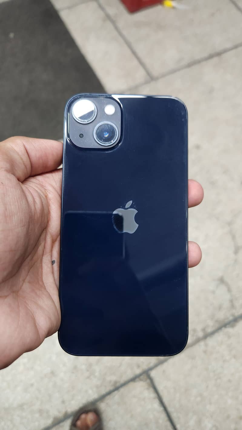 Apple iPhone 13 0