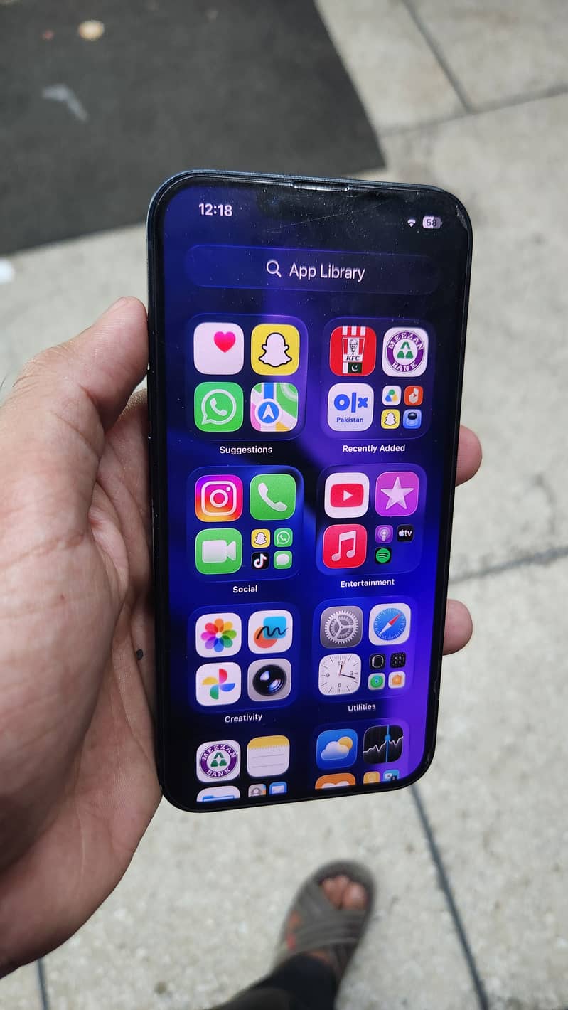 Apple iPhone 13 1