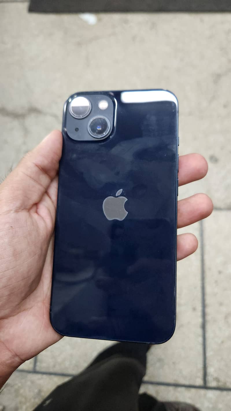 Apple iPhone 13 7