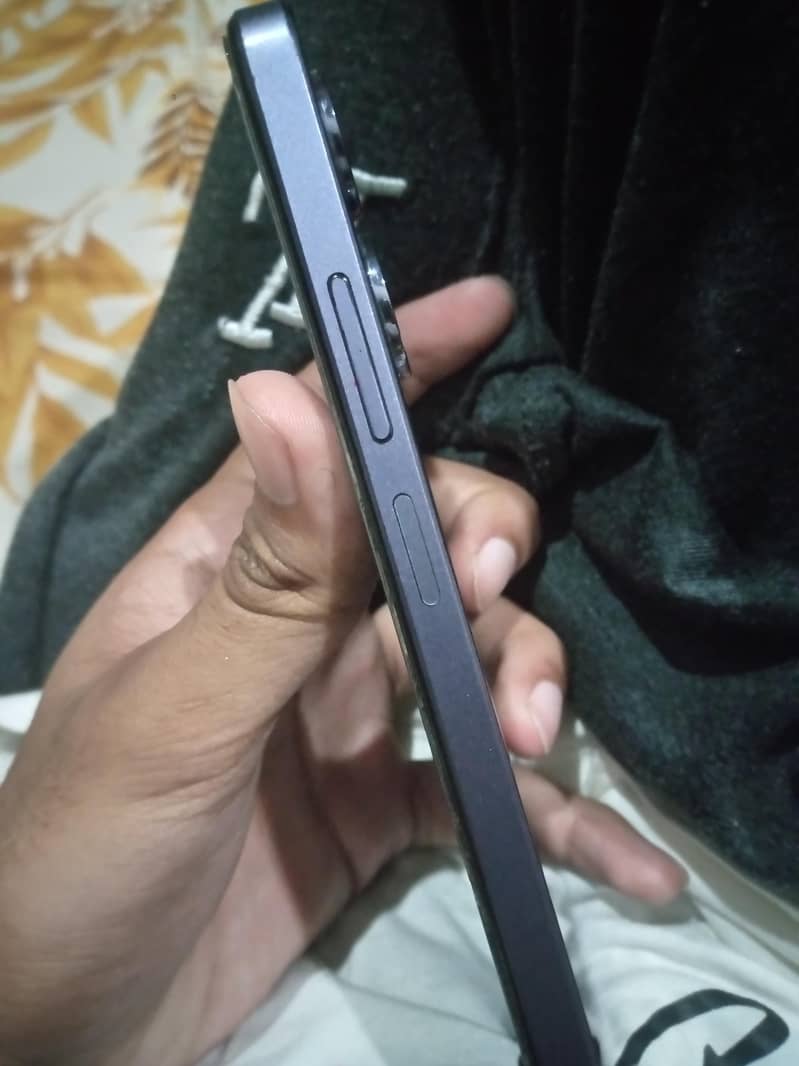 Realme Note 60 1