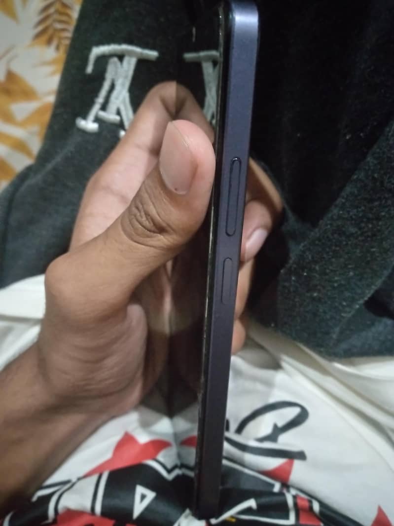 Realme Note 60 3