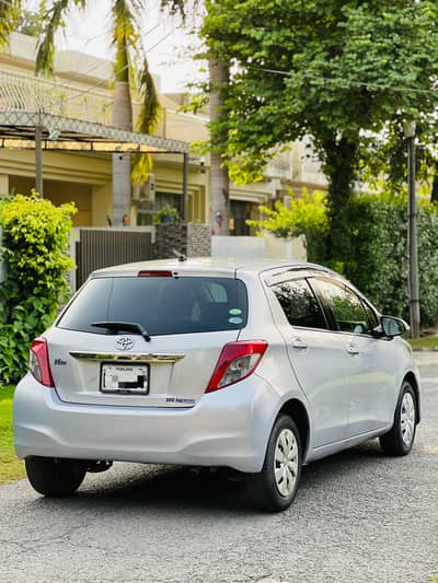Toyota Vitz 2013