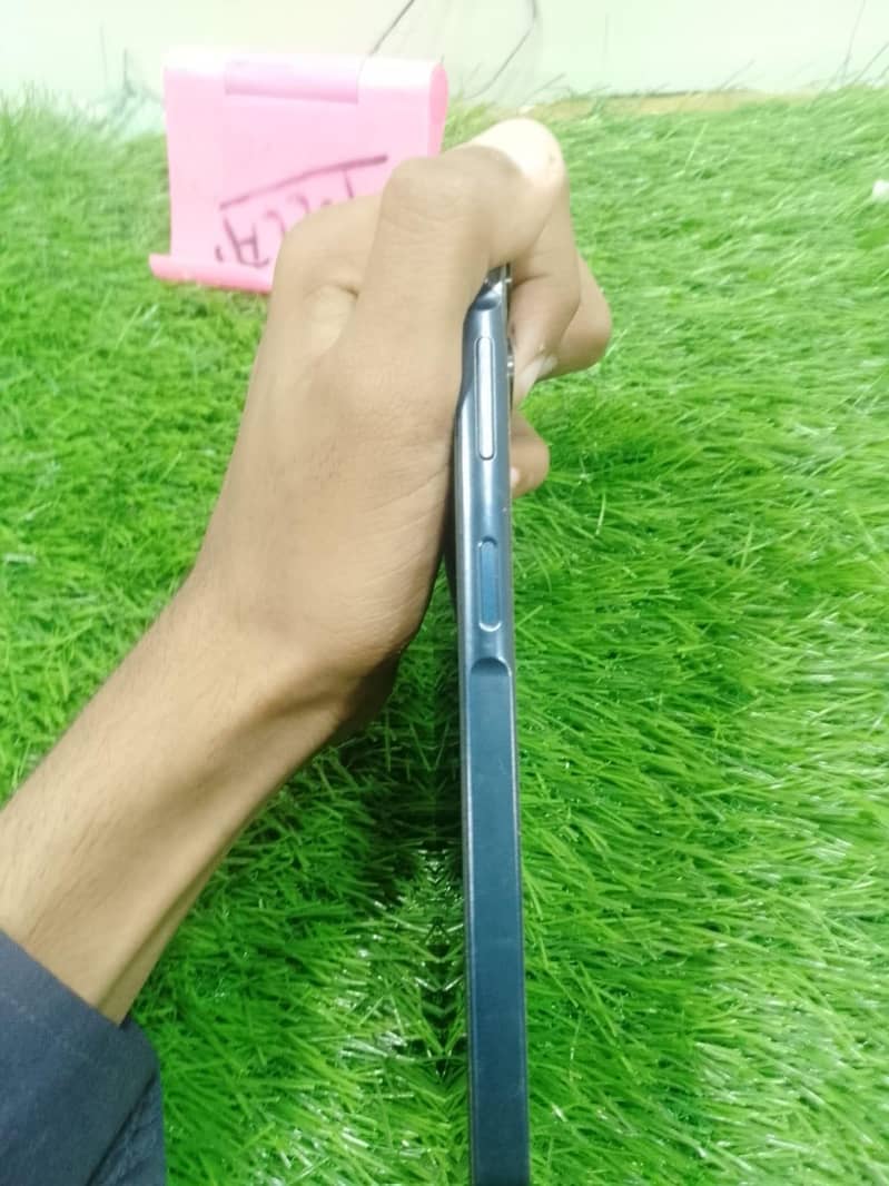 Samsung Mobile A06 1