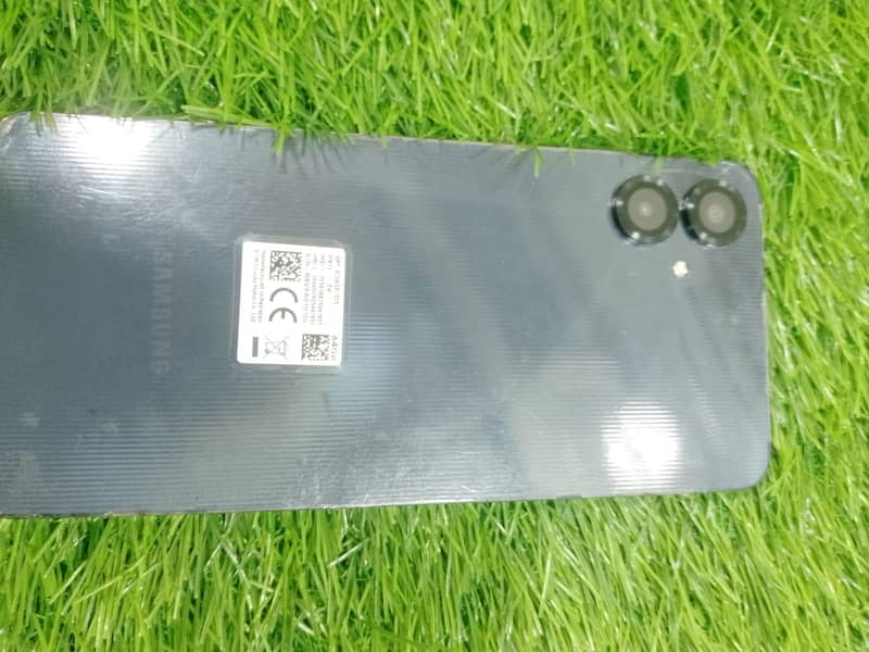 Samsung Mobile A06 3