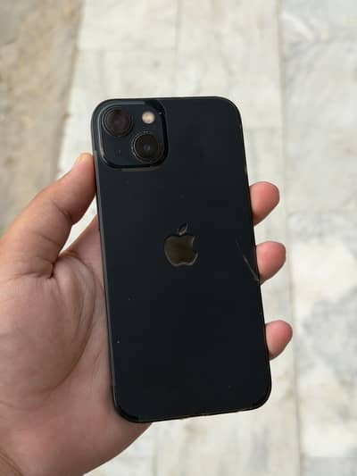 Apple iPhone 13
