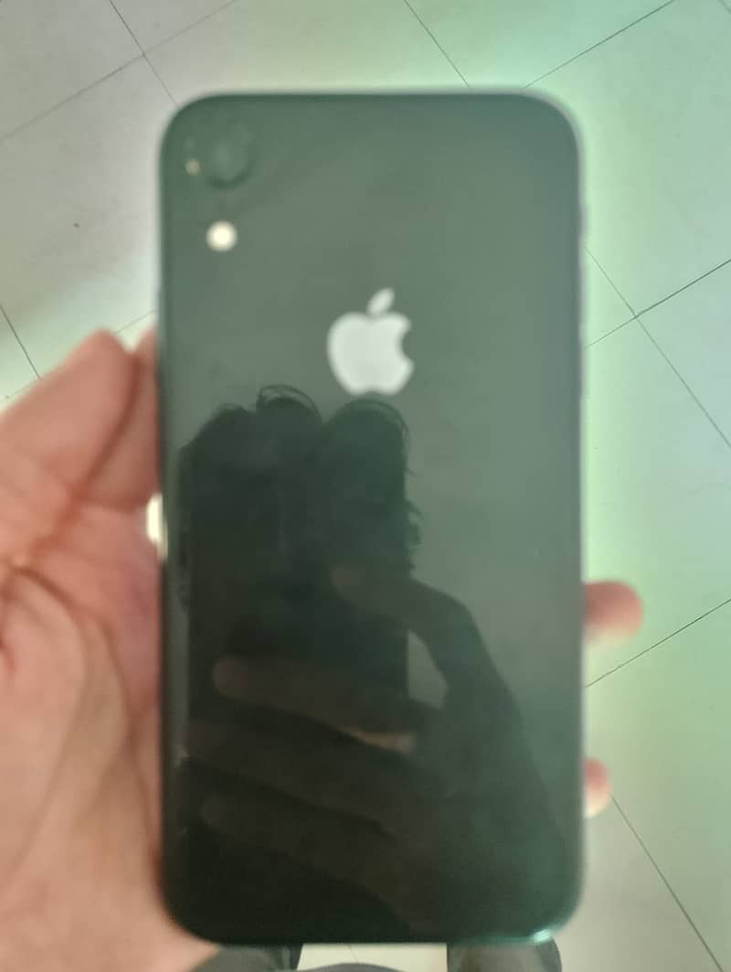 Apple iPhone XR 0