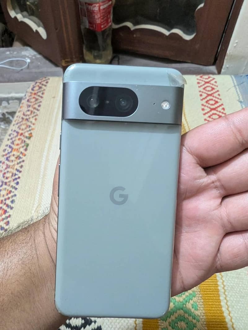 Google Pixel 8 5
