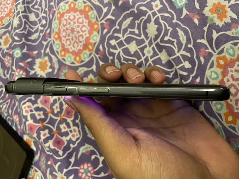 Google Pixel 8 5