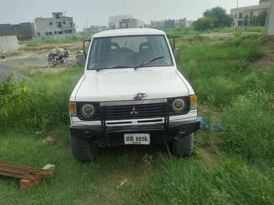 Mitsubishi Pajero 1985
