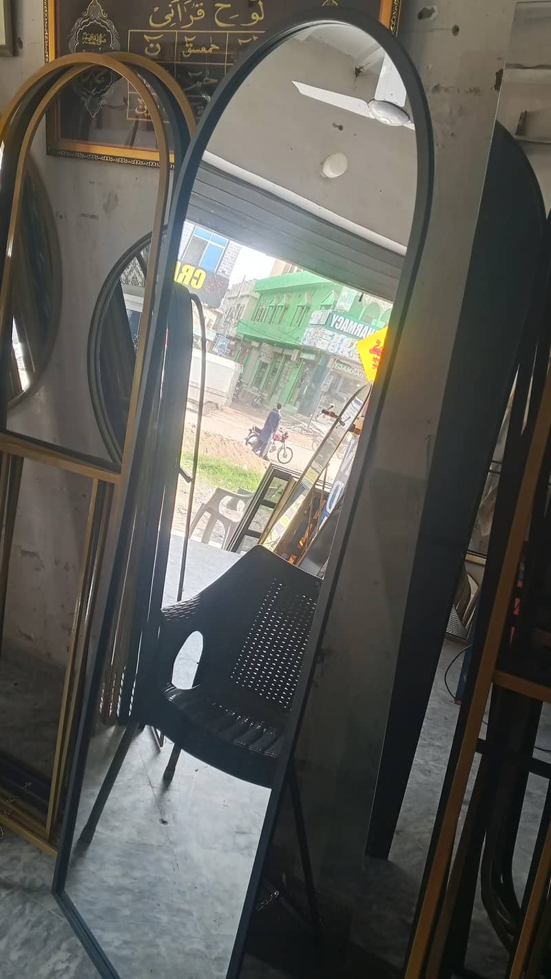 stand mirror 3