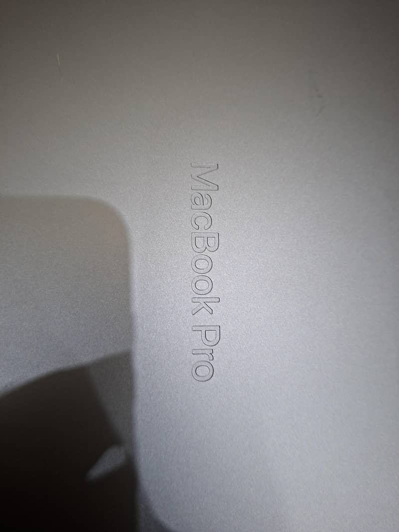 MacBook Pro 16.2021 | A2485 | 16.2" Liquid Retina XDR Display | 16GB 1