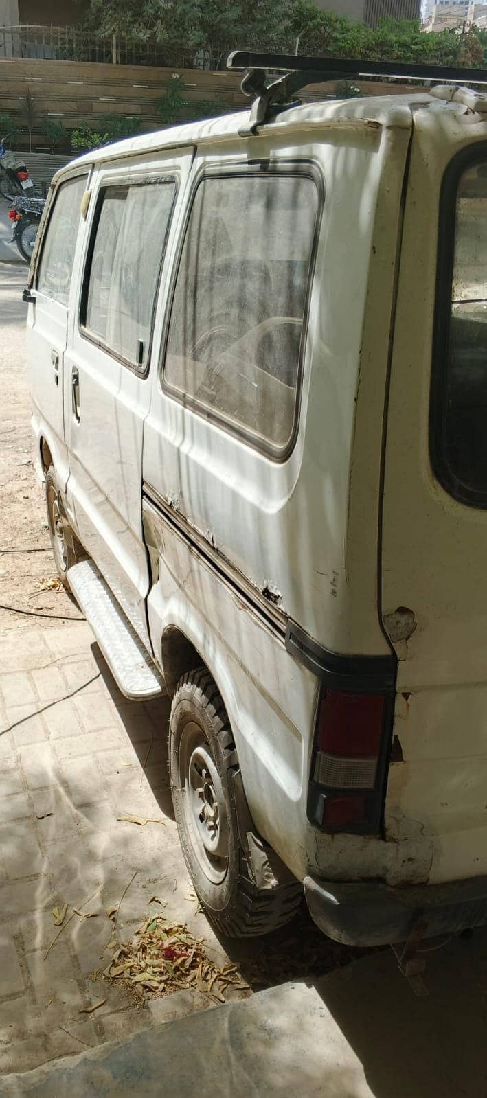 Suzuki Bolan 4
