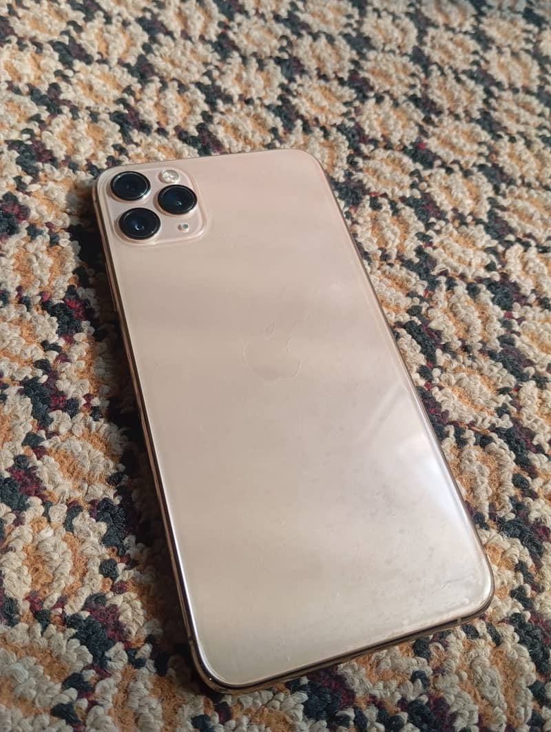 Apple iPhone 11 Pro Max 1
