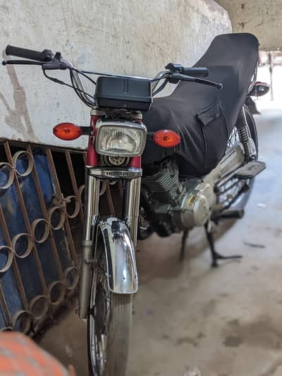 Honda CG-125 (2011) Lahore Number