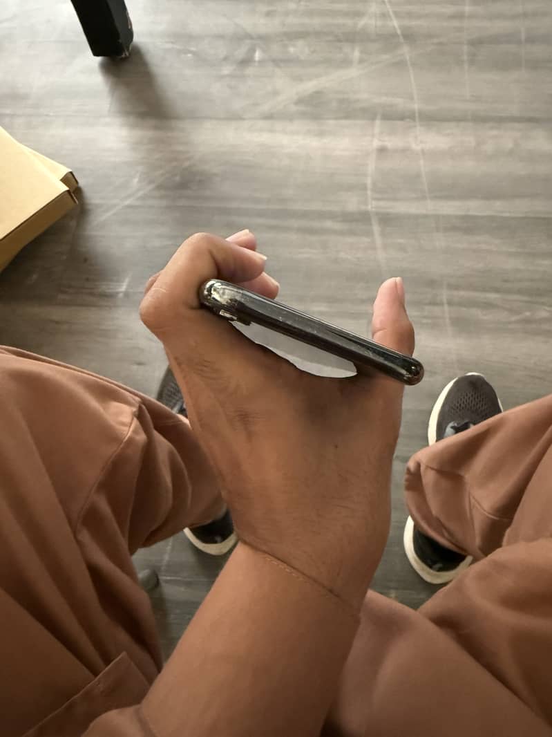 Apple iPhone X 1