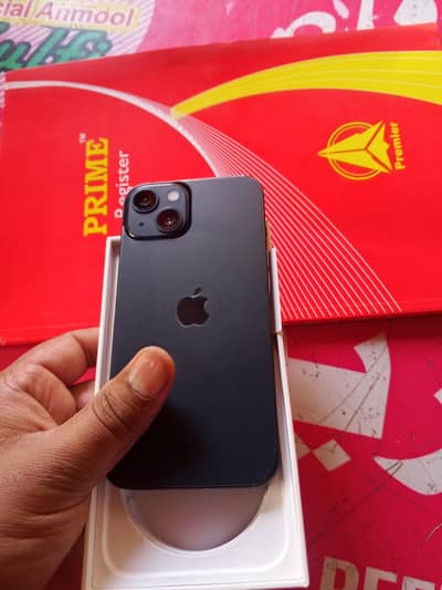 Apple iPhone 13