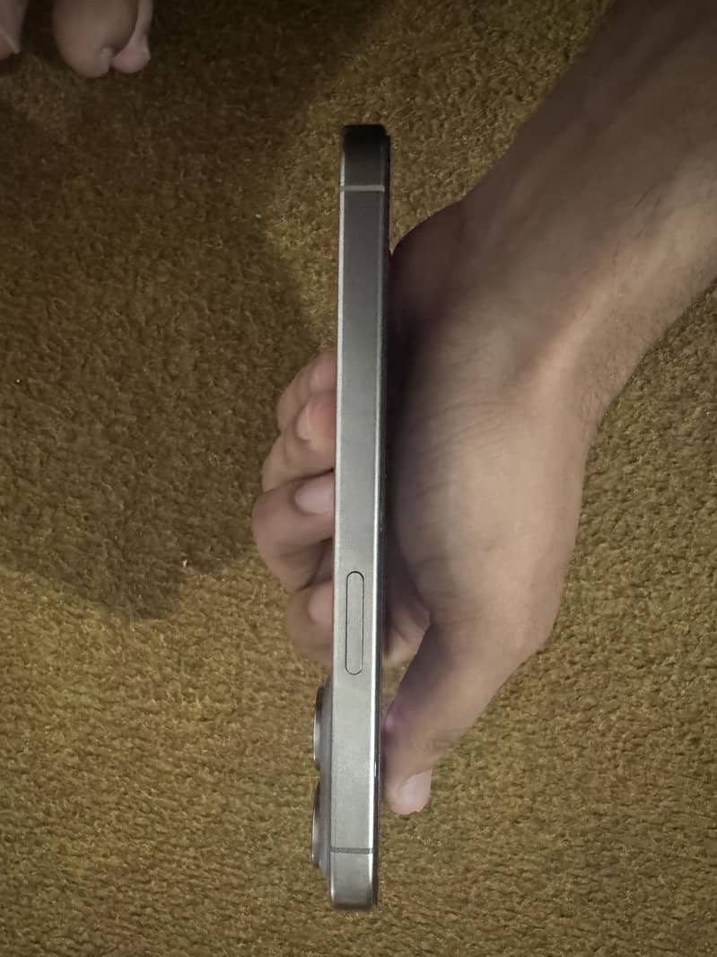 Apple iPhone 15 Pro 5