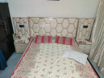 BedSet With Side tables and Dressing table