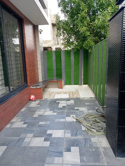 6 Marla House Available for Sale in Cant View Society