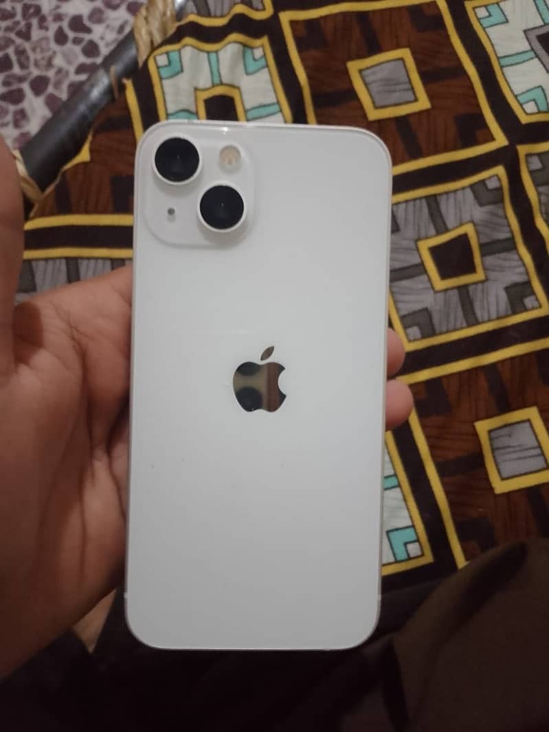 Apple iPhone 13 2