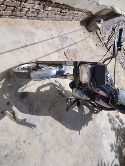 CG 125 2007 model  dadu number hai