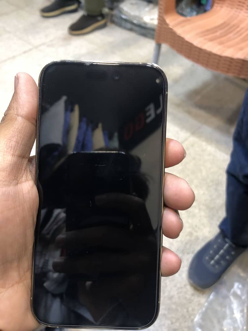 iPhone 14 Pro 2