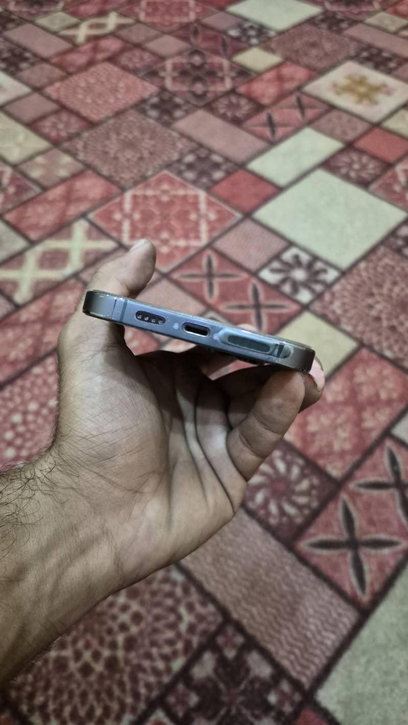 Apple iPhone 14 Pro Max 3