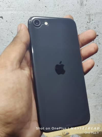 Apple iPhone SE 2020 64 gb bypass