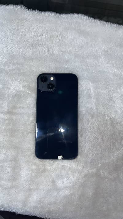 Apple iPhone 13