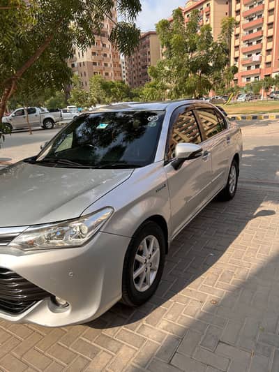 Toyota Corolla Axio 2015