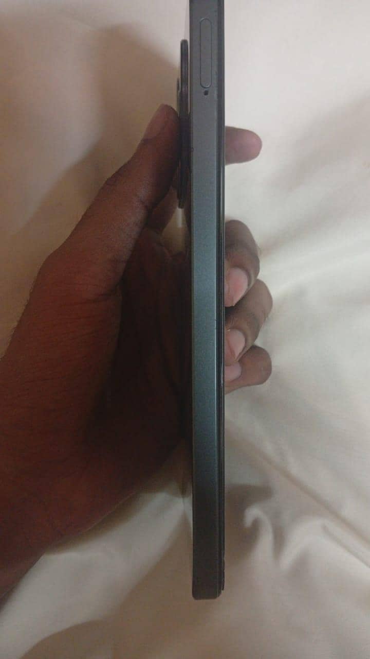 Realme C61 4