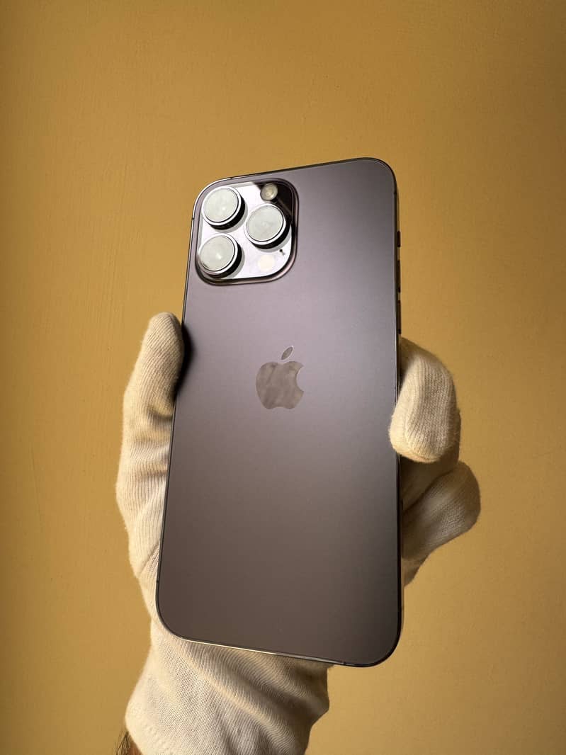 Apple iPhone 14 Pro Max 0
