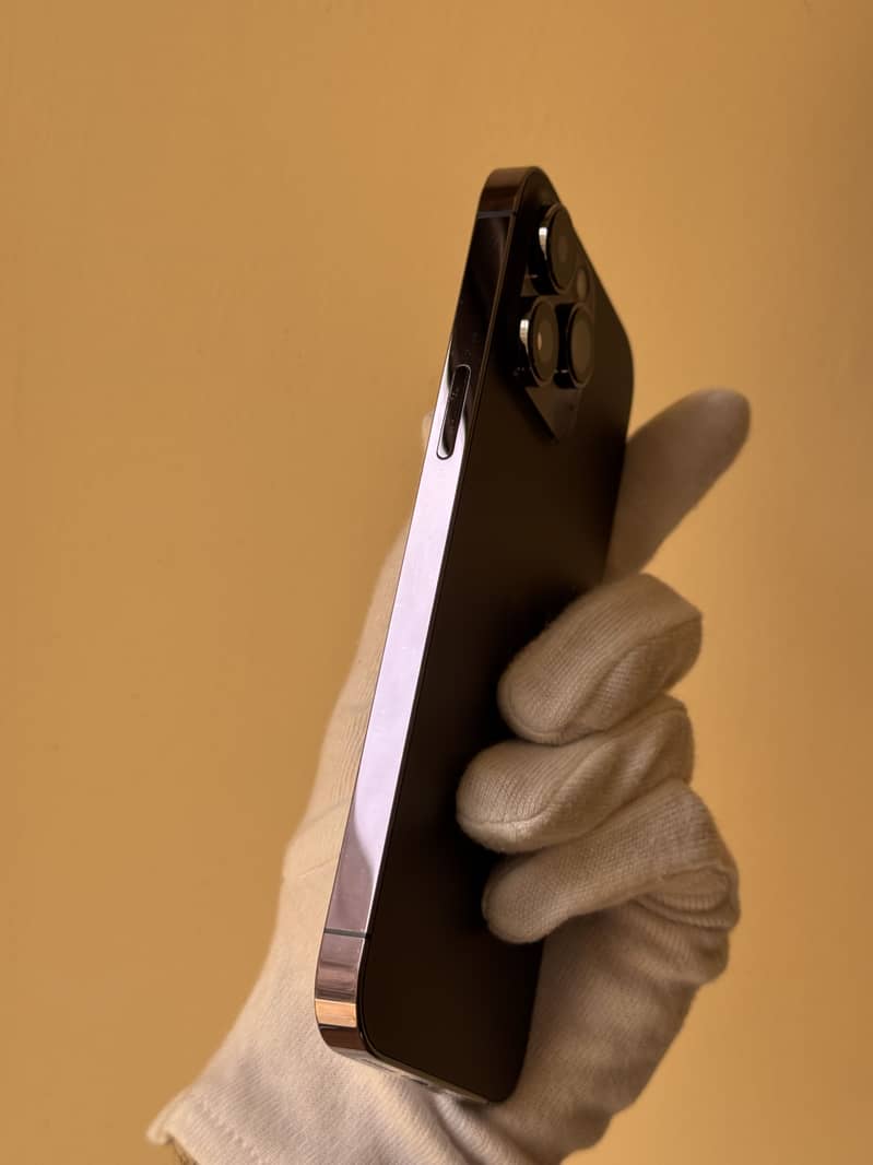 Apple iPhone 14 Pro Max 5