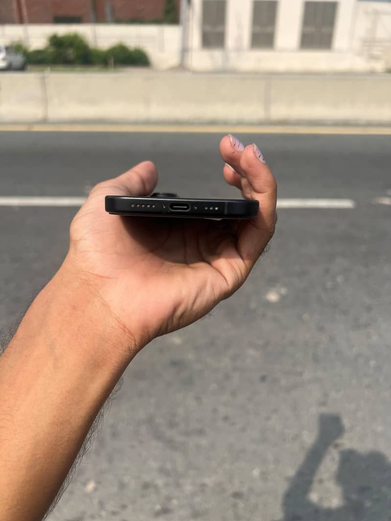 Mobile 3