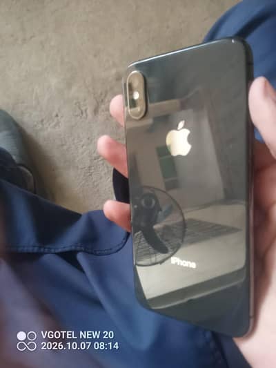 Apple iPhone XS with box urgent sale
