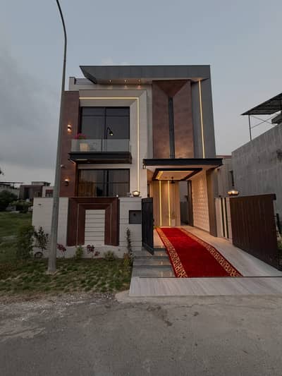 DHA PHASE 6 5 MARLA Brand new house avaible for sale