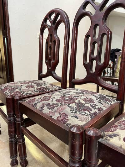 Round dining 5 chair
