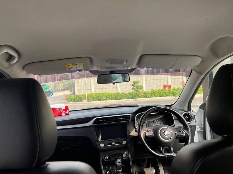 MG ZS 2021 9