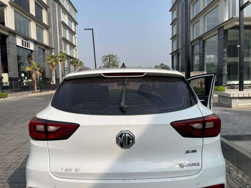 MG ZS 2021 13