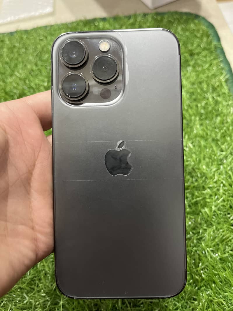 Apple iPhone 13 Pro 0