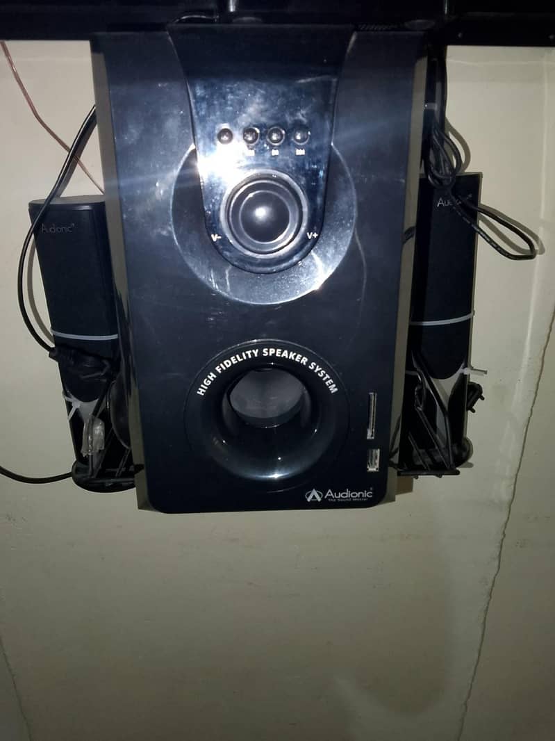 Real Audionic speakers 0