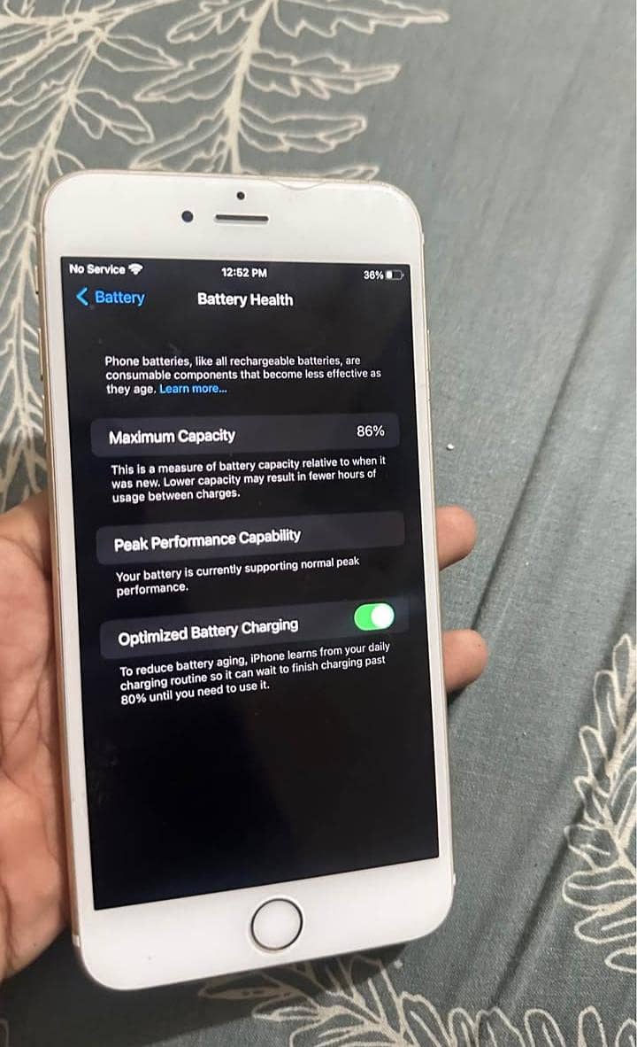 Apple iPhone 6S 4