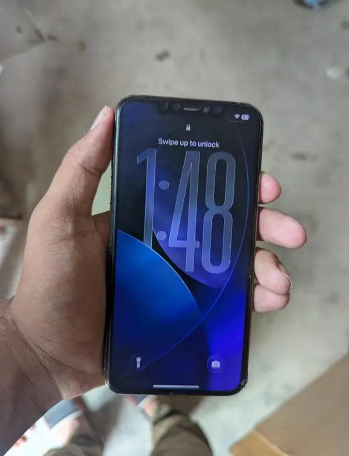 Apple iPhone 11 Pro Max 3